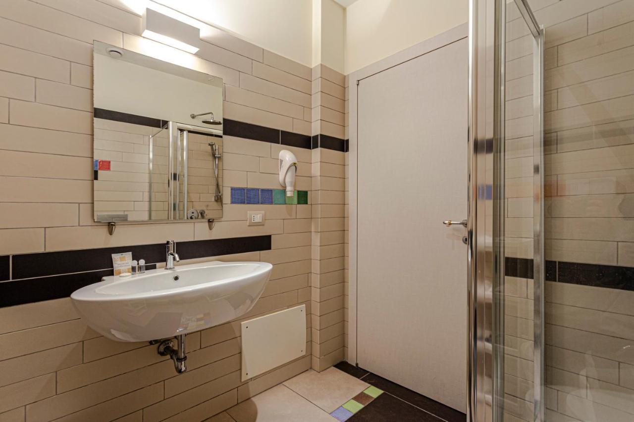 Hotel Don Giovanni อาโวลา ภายนอก รูปภาพ