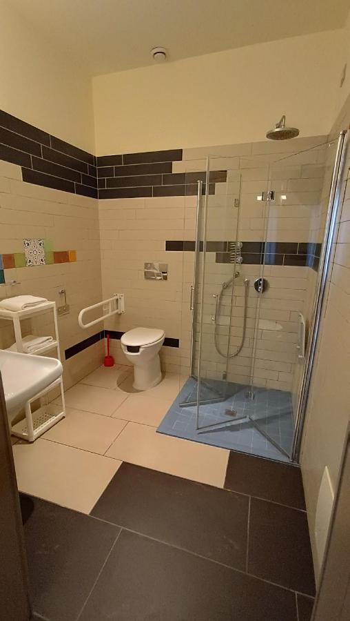 Hotel Don Giovanni อาโวลา ภายนอก รูปภาพ