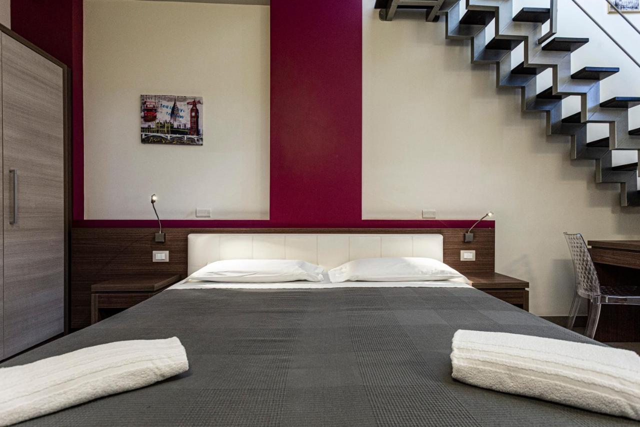 Hotel Don Giovanni อาโวลา ภายนอก รูปภาพ